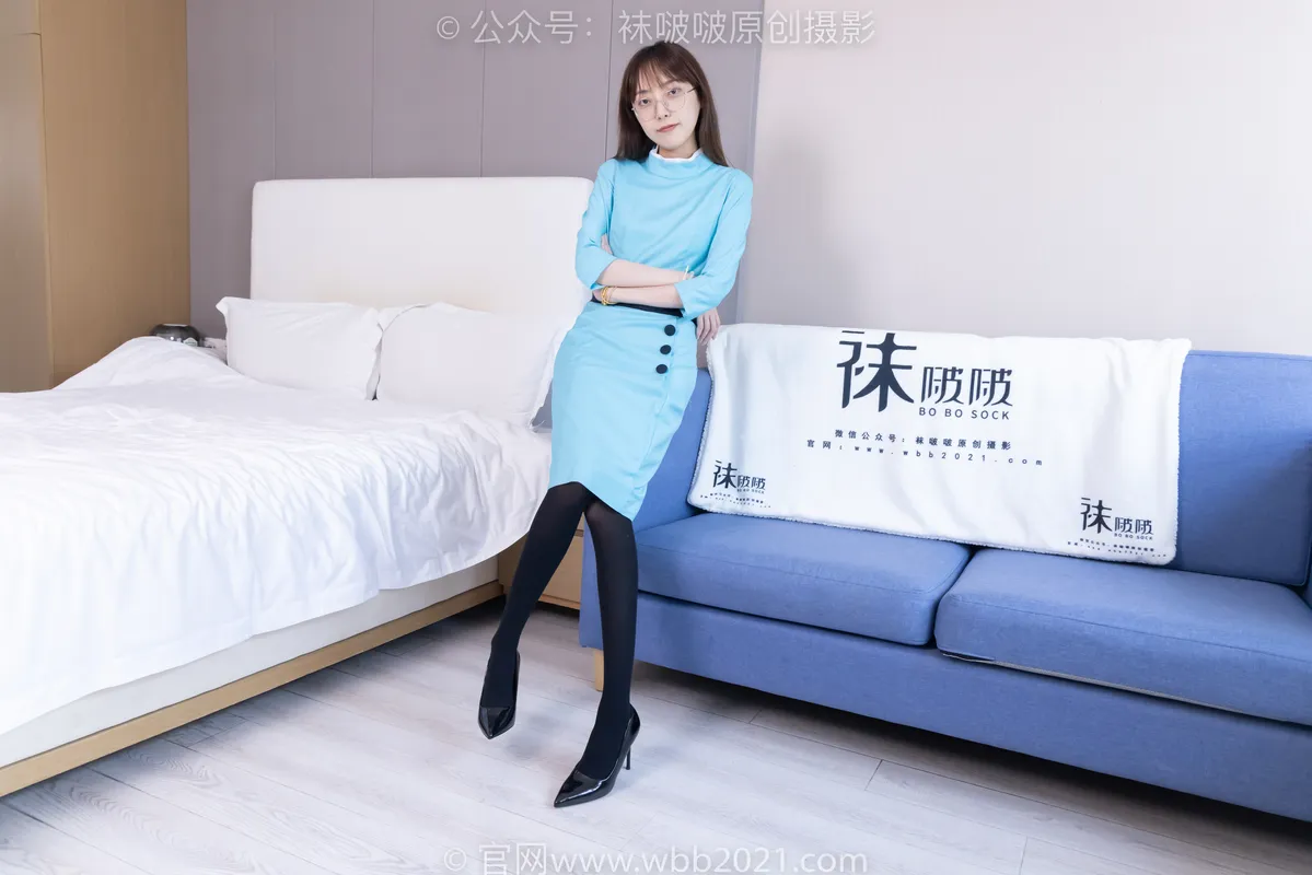 [BoBoSocks袜啵啵] NO.440 稚予-高跟鞋、厚黑丝、空姐制服（花絮版） - BoBoSocks袜啵啵